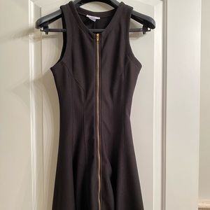 Hot! Zipper little black dress